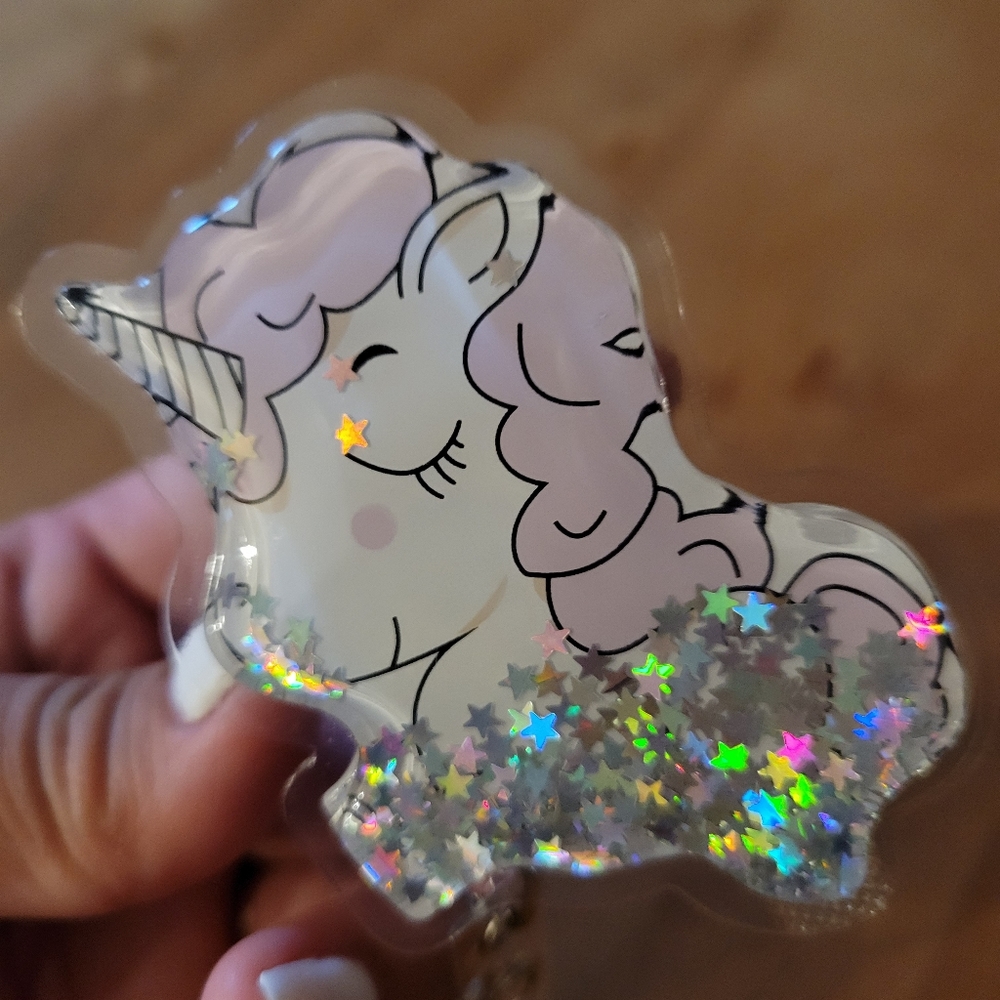 Badge Reel | shaker glitter squishy unicorn 🦄